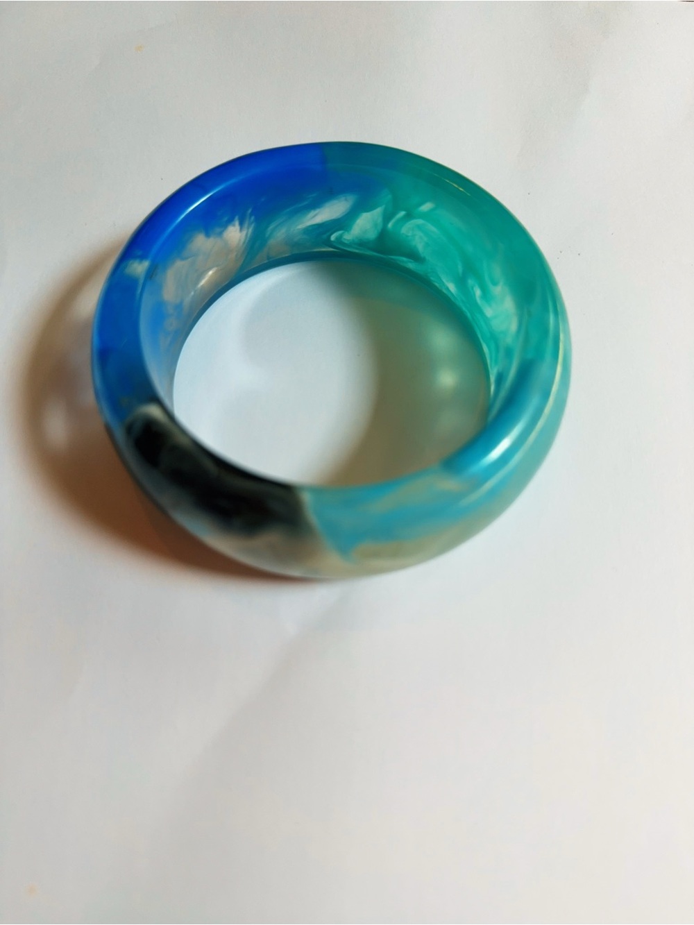 vintage lucite bracelet
